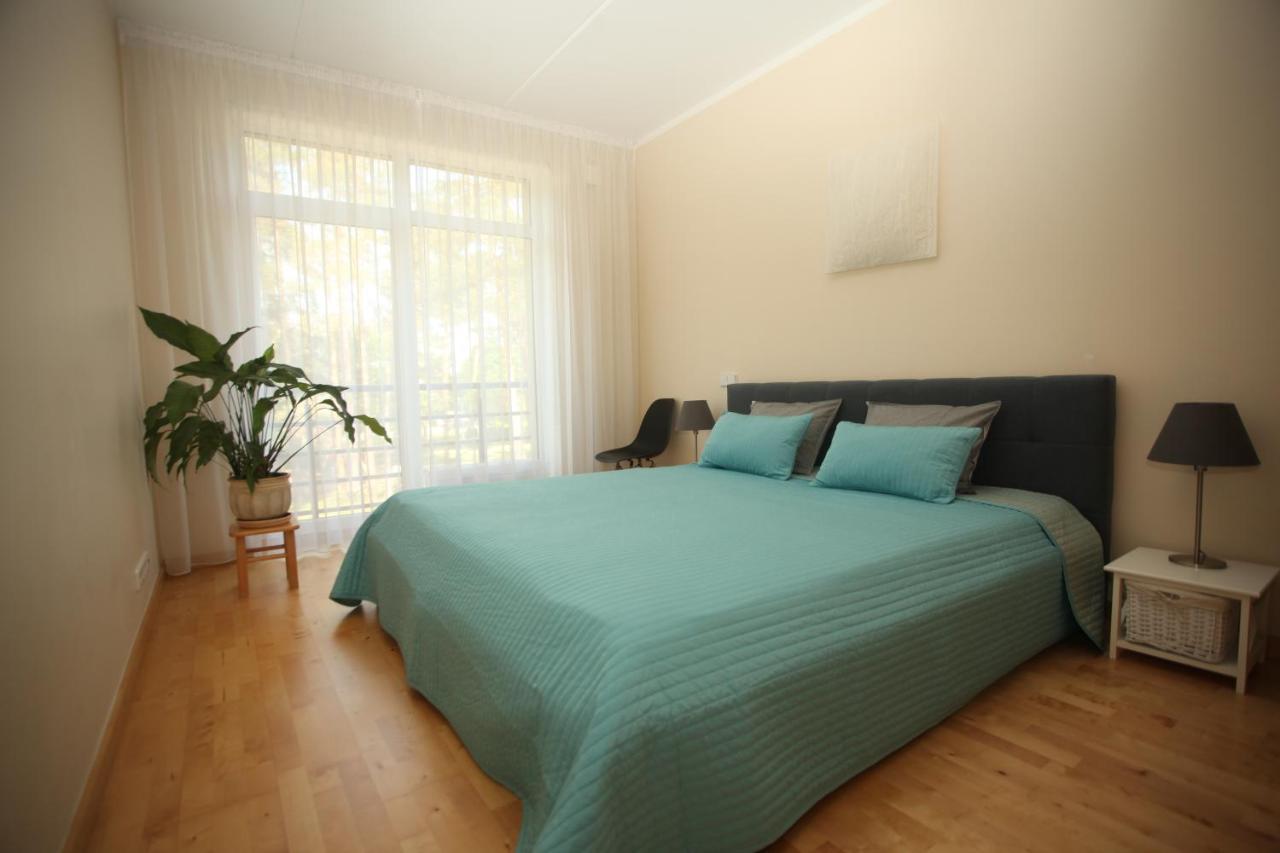 Cozy Home Apartment Kaivas, Free Parking, Self Check-In Riga Exterior foto